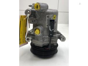 Begagnade Luftkonditioneringspump Opel Vivaro 2.0 CDTI 122 Pris € 225,00 Marginaltabell erbjuds av Autobedrijf G.H. Wessel B.V.