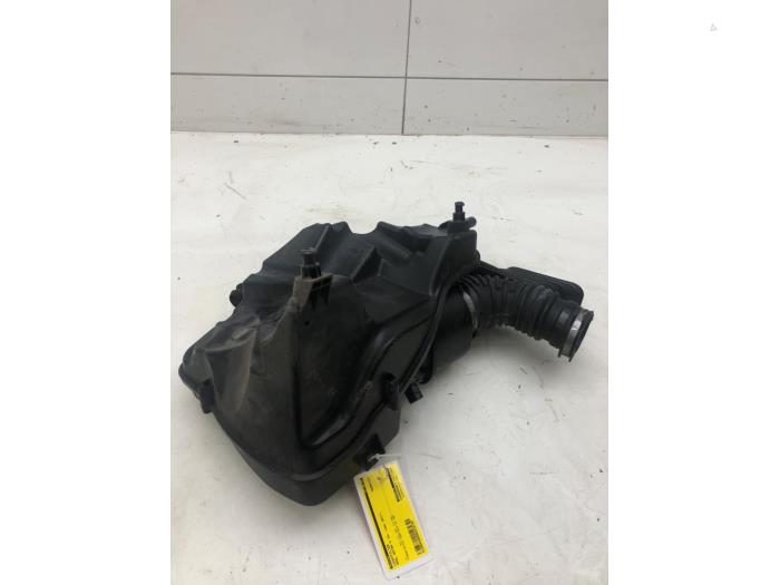 Begagnade Luftfilter Opel Astra K 1.6 CDTI 110 16V Pris € 82,95 Marginaltabell erbjuds av Wessel Parts & Service B.V.