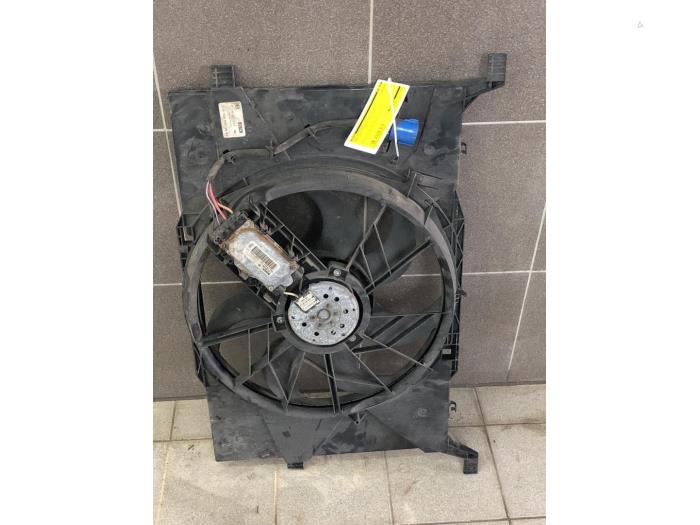 Używane Silnik wentylatora Mercedes A (W169) 2.0 A-160 CDI 16V Cena € 72,45 Procedura marży oferowane przez Wessel Parts & Service B.V.