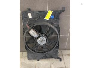 Begagnade Fläktmotor Mercedes A (W169) 2.0 A-160 CDI 16V Pris € 69,00 Marginaltabell erbjuds av Autobedrijf G.H. Wessel B.V.