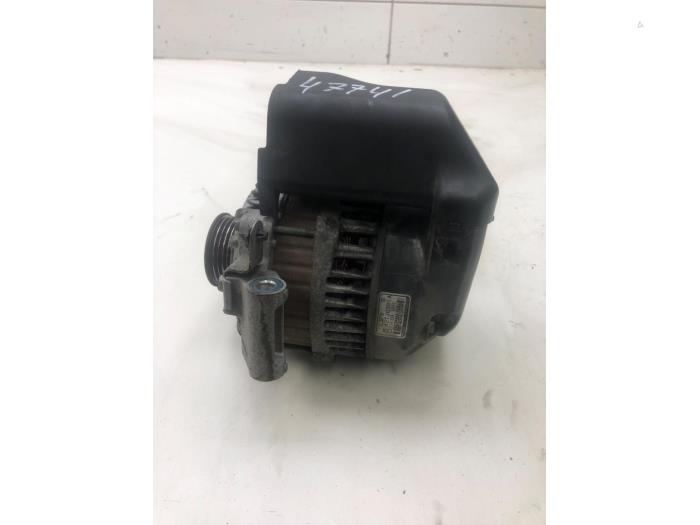 Usagé Dynamo Mazda 6 Sportbreak (GY19/89) 1.8i 16V Prix € 51,45 Règlement à la marge proposé par Wessel Parts & Service B.V.
