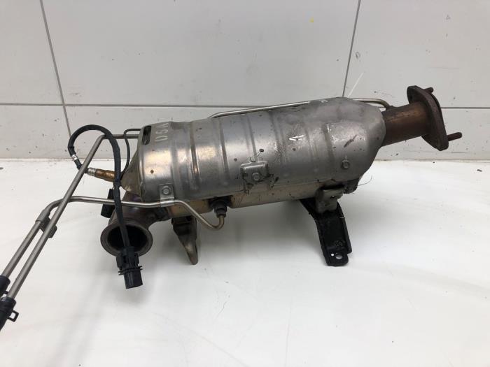 Usagé Catalyseur Ssang Yong Korando 2.0 e-XDi 16V 4x4 Prix € 523,95 Règlement à la marge proposé par Wessel Parts & Service B.V.