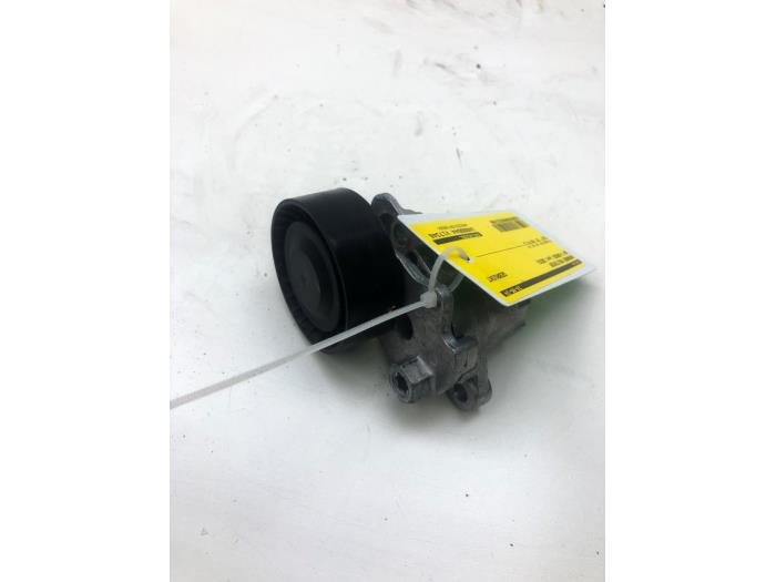 Usados Tensor correa múltiple Volkswagen T-Cross 1.0 TSI 95 12V Precio € 30,45 Norma de margen ofrecido por Wessel Parts & Service B.V.