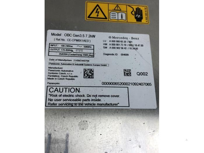 Begagnade Dator, hybridbatteri Mercedes A (177.0) 1.3 A-250 e Turbo 16V Pris € 523,95 Marginaltabell erbjuds av Wessel Parts & Service B.V.
