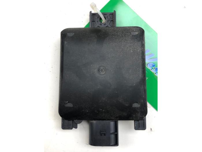 Begagnade Radarsensor Skoda Fabia III Combi (NJ5) 1.0 TSI 12V Pris € 183,75 Marginaltabell erbjuds av Wessel Parts & Service B.V.