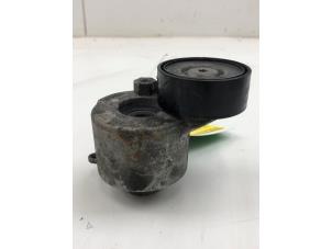 Spanrolle multiriem van een Volkswagen Transporter T6 2.0 TDI 2021