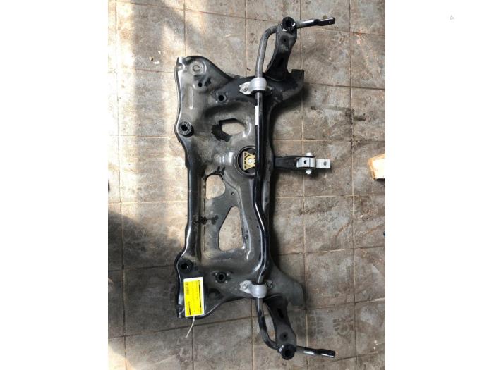 Used Subframe Skoda Octavia Combi (NXAC) 2.0 TDI GreenTec 16V Price € 208,95 Margin scheme offered by Wessel Parts & Service B.V.