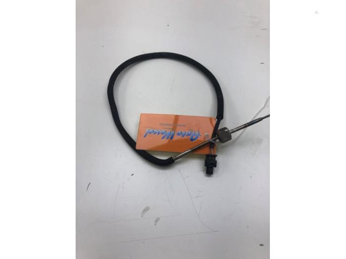 Używane Czujnik temperatury spalin Mercedes C Estate (S205) C-220 CDI BlueTEC, C-220 d 2.2 16V Cena € 51,45 Procedura marży oferowane przez Wessel Parts & Service B.V.