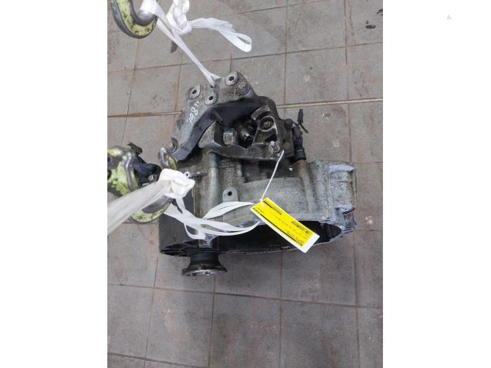 Usagé Boîte de vitesse Audi Q3 (8UB/8UG) 1.4 TFSI 16V Prix € 1.153,95 Règlement à la marge proposé par Wessel Parts & Service B.V.