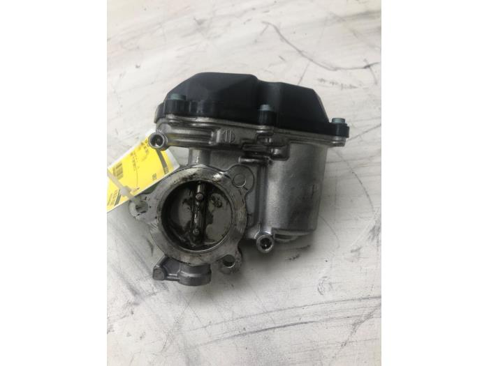 Usagé Valve RGE Audi A6 (C7) 2.0 TDI 16V Prix € 51,45 Règlement à la marge proposé par Wessel Parts & Service B.V.