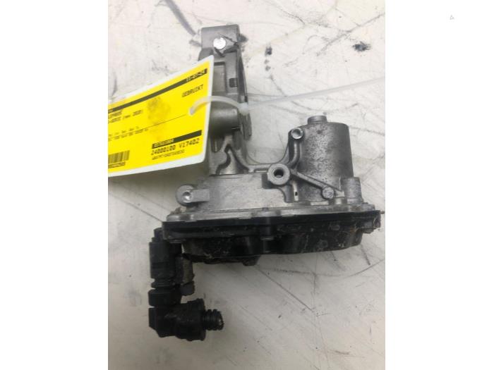 Gebrauchte Drosselklappengehäuse BMW 1 serie (F40) 116d 1.5 12V TwinPower Preis € 103,95 Margenregelung angeboten von Wessel Parts & Service B.V.