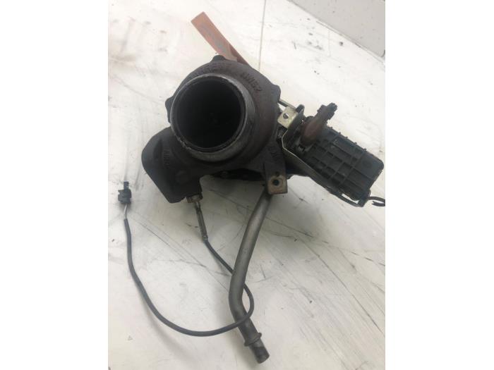 Używane Turbo Mercedes E (W211) 2.2 E-200 CDI 16V Cena € 236,25 Procedura marży oferowane przez Wessel Parts & Service B.V.