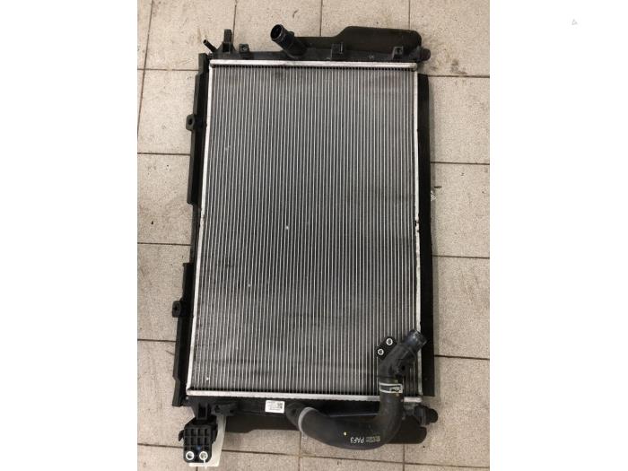 Used Radiator Mazda CX-30 (DM) 2.0 e-SkyActiv-G 122 16V Price € 208,95 Margin scheme offered by Wessel Parts & Service B.V.