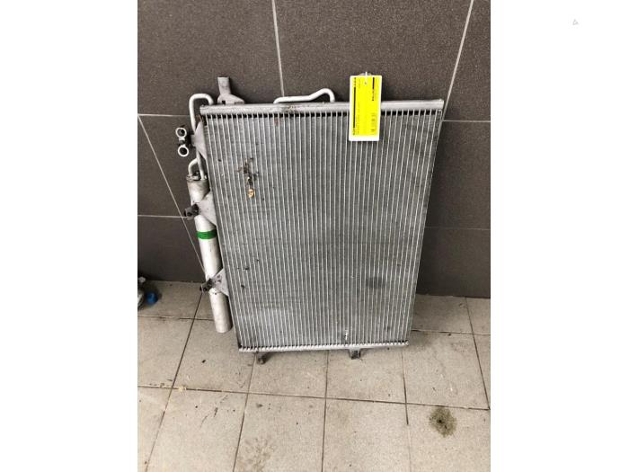 Begagnade AC-radiator Mercedes E (W211) 2.2 E-200 CDI 16V Pris € 51,45 Marginaltabell erbjuds av Wessel Parts & Service B.V.