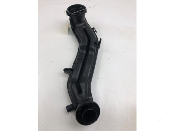 Usagé Tube intercooler Skoda Octavia Combi (NXAC) 1.5 TSI 16V Prix € 51,45 Règlement à la marge proposé par Wessel Parts & Service B.V.