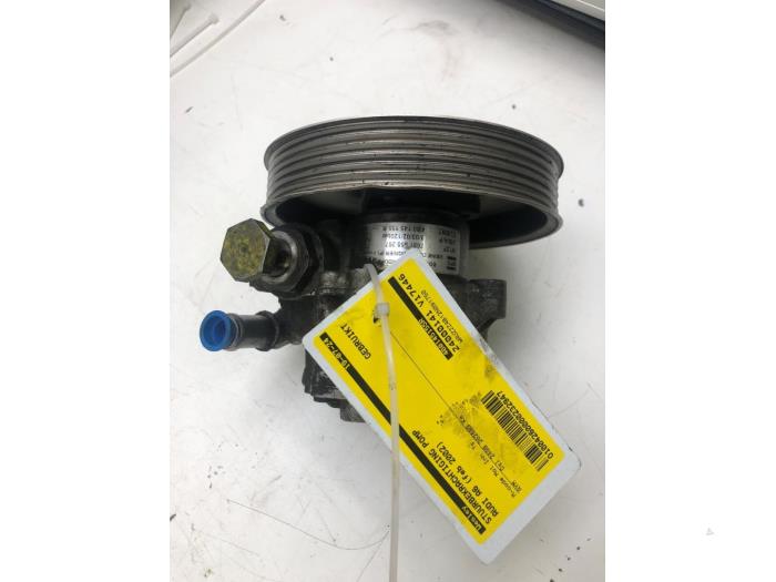 Usagé Pompe de direction Audi A6 Avant (C5) 2.5 TDI V6 24V Prix € 51,45 Règlement à la marge proposé par Wessel Parts & Service B.V.