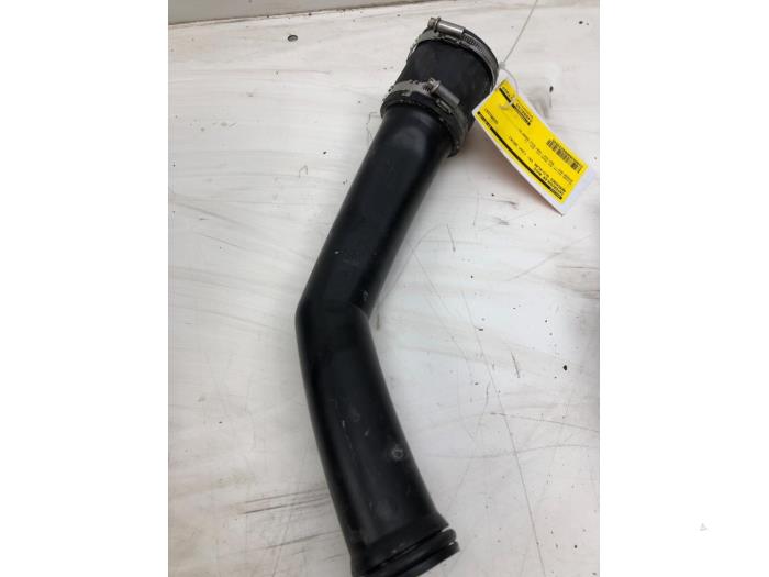 Gebrauchte Intercooler Rohr Mercedes GLC (X253) 2.0 260 16V 4-Matic Preis € 36,75 Margenregelung angeboten von Wessel Parts & Service B.V.