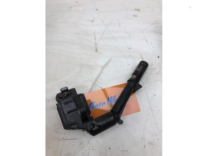 Usagé Bobine Mercedes GLC (X253) 2.0 260 16V 4-Matic Prix € 30,45 Règlement à la marge proposé par Wessel Parts & Service B.V.