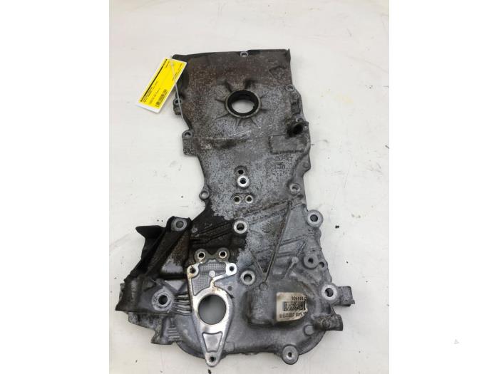 Usagé Couvercle de distribution Dacia Sandero II 0.9 TCE 12V Prix € 93,45 Règlement à la marge proposé par Wessel Parts & Service B.V.