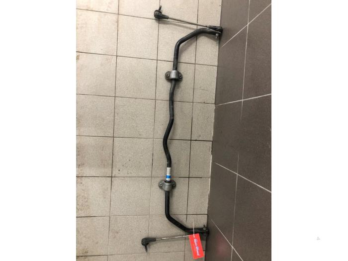 Używane Stabilizator przód Opel Corsa F (UB/UH/UP) 1.2 Turbo 12V 100 Cena € 72,45 Procedura marży oferowane przez Wessel Parts & Service B.V.