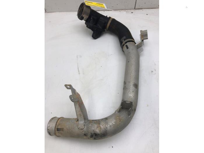 Gebrauchte Intercooler Rohr Volvo V60 II (ZW) 2.0 T8 16V Plug-in Hybrid Polestar AWD Preis € 93,45 Margenregelung angeboten von Wessel Parts & Service B.V.