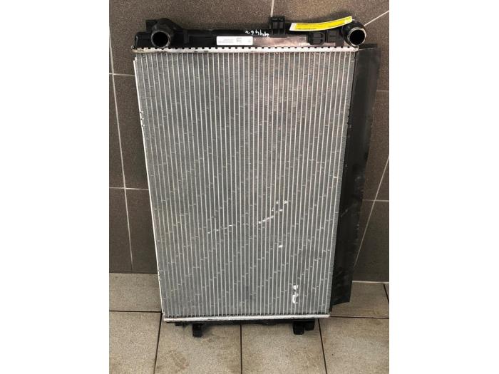 Usagé Radiateur Skoda Octavia Combi (5EAC) 1.0 TSI 12V Prix € 93,45 Règlement à la marge proposé par Wessel Parts & Service B.V.