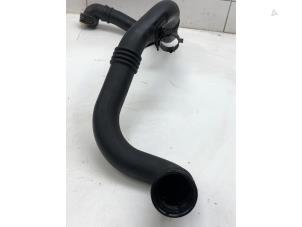 Intercooler Rohr van een Opel Astra K 1.4 Turbo 16V 2019