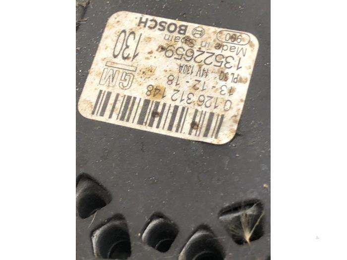 Begagnade Dynamo Opel Astra K 1.4 Turbo 16V Pris € 61,95 Marginaltabell erbjuds av Wessel Parts & Service B.V.