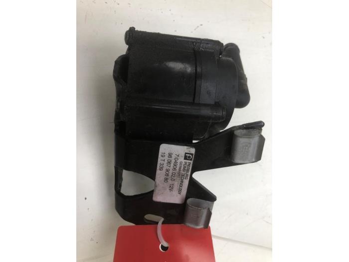 Begagnade Vattenpump Opel Grandland (X) 1.6 Turbo 16V Hybrid4 Pris € 82,95 Marginaltabell erbjuds av Wessel Parts & Service B.V.