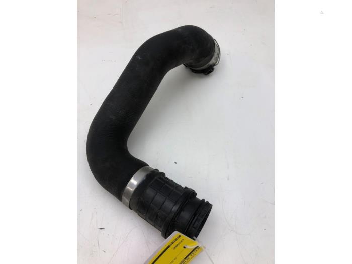 Gebrauchte Intercooler Schlauch Opel Astra K 1.4 Turbo 16V Preis € 51,45 Margenregelung angeboten von Wessel Parts & Service B.V.