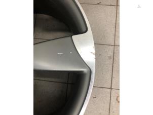 Usagé Jante Audi Q3 (8UB/8UG) 2.0 TDI 16V 150 Quattro Prix € 149,00 Règlement à la marge proposé par Autobedrijf G.H. Wessel B.V.