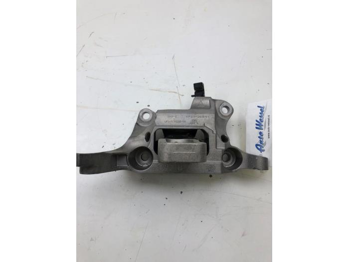 Usagé Support moteur Jeep Avenger 1.2 GSE T3 Prix € 51,45 Règlement à la marge proposé par Wessel Parts & Service B.V.