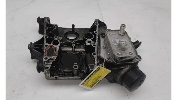 Usagé Couvercle de distribution Mercedes Viano (639) 2.0 CDI 16V Prix € 78,75 Règlement à la marge proposé par Wessel Parts & Service B.V.