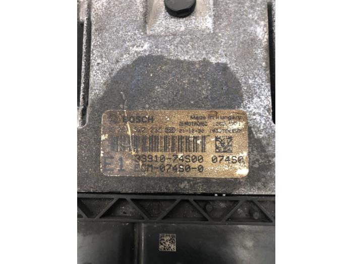 Used Engine management computer Suzuki SX4 S-Cross (JY) 1.4 Booster Jet Turbo 16V SHVS Price € 208,95 Margin scheme offered by Wessel Parts & Service B.V.