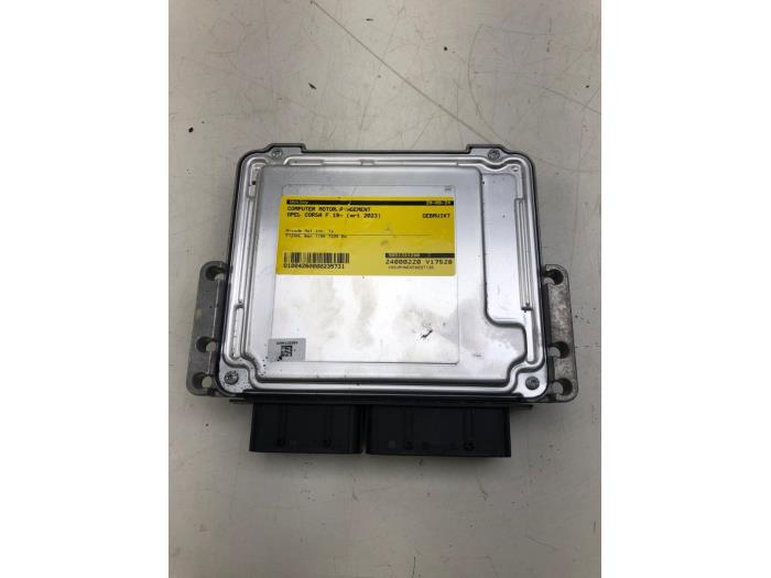 Used Engine management computer Opel Corsa F (UB/UH/UP) 1.2 Turbo 12V 100 Price € 261,45 Margin scheme offered by Wessel Parts & Service B.V.