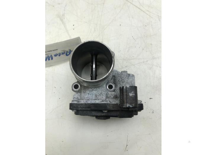 Usagé Boitier papillon Ford Transit Custom 2.0 TDCi 16V Eco Blue 130 Prix € 72,45 Règlement à la marge proposé par Wessel Parts & Service B.V.