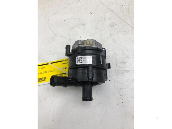 Begagnade Vattenpump Audi Q3 Sportback (F3N) 1.4 45 TFSIe 16V Pris € 61,95 Marginaltabell erbjuds av Wessel Parts & Service B.V.