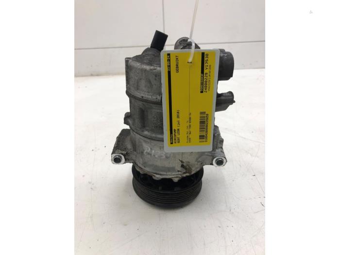 Usagé Pompe clim Seat Leon SC (5FC) 1.4 TSI 16V Prix € 156,45 Règlement à la marge proposé par Wessel Parts & Service B.V.