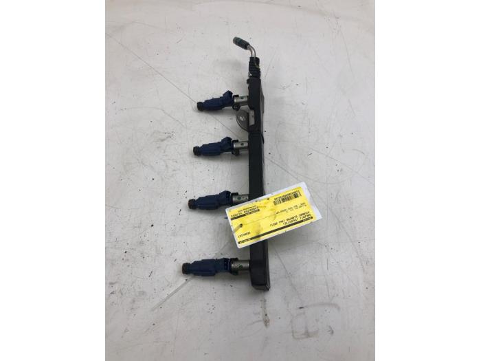 Usagé Système d'injection Hyundai Elantra Prix € 261,45 Règlement à la marge proposé par Wessel Parts & Service B.V.