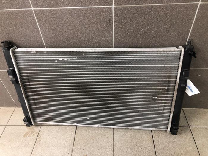 Usagé Radiateur Mitsubishi ASX 1.6 MIVEC 16V Prix € 131,25 Règlement à la marge proposé par Wessel Parts & Service B.V.