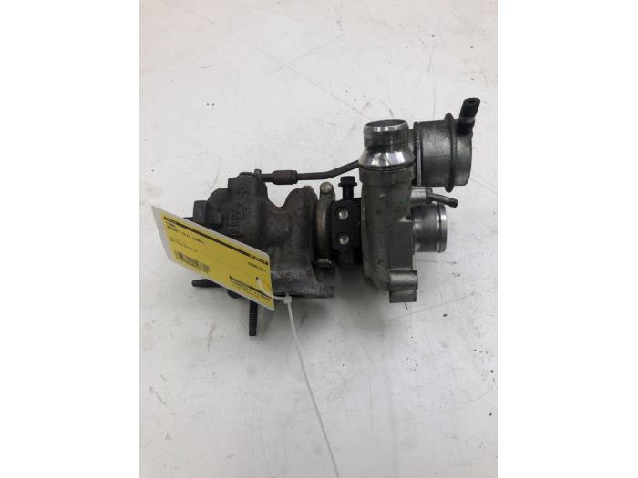 Używane Turbo Renault Clio III Estate/Grandtour (KR) 1.2 16V TCE 100 Cena € 131,25 Procedura marży oferowane przez Wessel Parts & Service B.V.