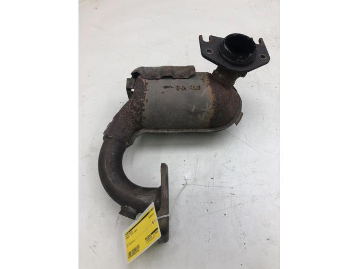 Usagé Catalyseur Renault Clio III Estate/Grandtour (KR) 1.2 16V TCE 100 Prix € 145,95 Règlement à la marge proposé par Wessel Parts & Service B.V.