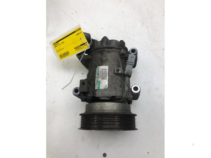 Usagé Compresseur de clim Renault Clio III Estate/Grandtour (KR) 1.2 16V TCE 100 Prix € 51,45 Règlement à la marge proposé par Wessel Parts & Service B.V.