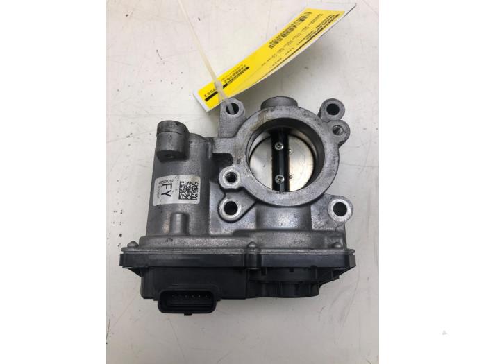 Usagé Boitier papillon Nissan Qashqai (J11) 1.2 DIG-T 16V Prix € 51,45 Règlement à la marge proposé par Wessel Parts & Service B.V.