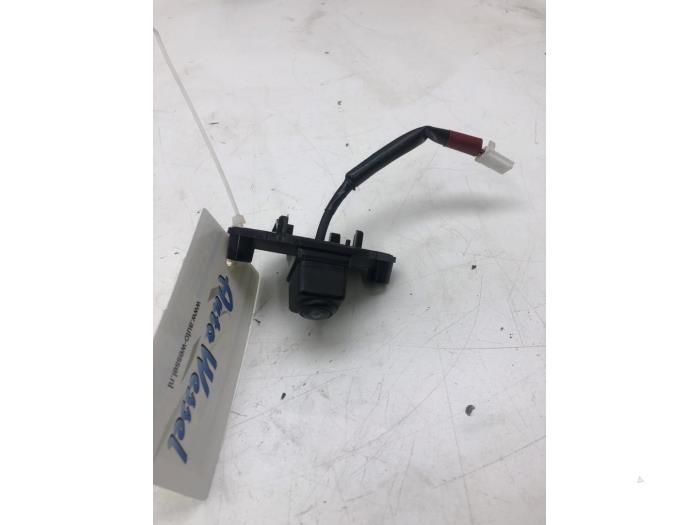 Begagnade Backkamera Nissan Qashqai (J11) 1.2 DIG-T 16V Pris € 103,95 Marginaltabell erbjuds av Wessel Parts & Service B.V.