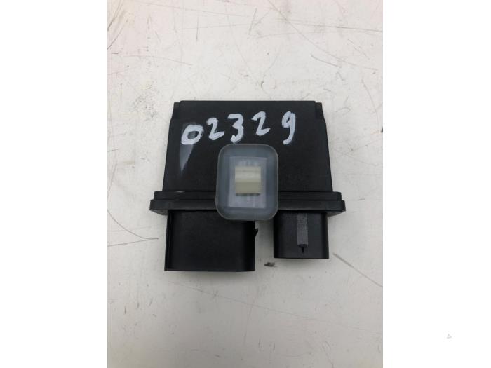 Usagé Boitier Adblue Volkswagen Passat Variant (3G5) 2.0 TDI 16V 150 Prix € 40,95 Règlement à la marge proposé par Wessel Parts & Service B.V.