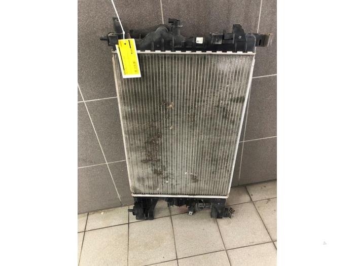 Usagé Radiateur Opel Astra J (PC6/PD6/PE6/PF6) 1.4 Turbo 16V Prix € 51,45 Règlement à la marge proposé par Wessel Parts & Service B.V.