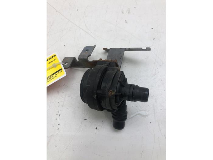 Begagnade Vattenpump Opel Grandland (X) 1.6 Turbo 16V Hybrid4 Pris € 40,95 Marginaltabell erbjuds av Wessel Parts & Service B.V.