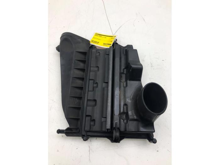 Gebrauchte Luftfiltergehäuse Mercedes C (W203) 3.0 C-320 CDI V6 24V Preis € 40,95 Margenregelung angeboten von Wessel Parts & Service B.V.