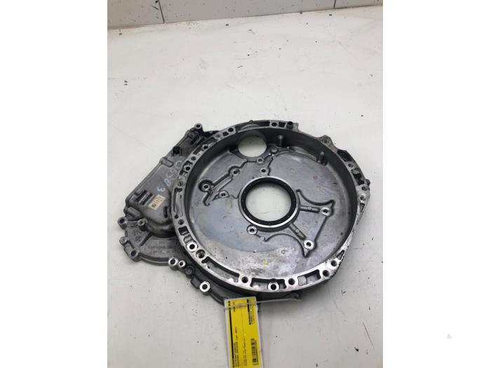 Usagé Couvercle de distribution Mercedes Sprinter 3,5t (907.6/910.6) 314 CDI 2.1 D RWD Prix € 103,95 Règlement à la marge proposé par Wessel Parts & Service B.V.